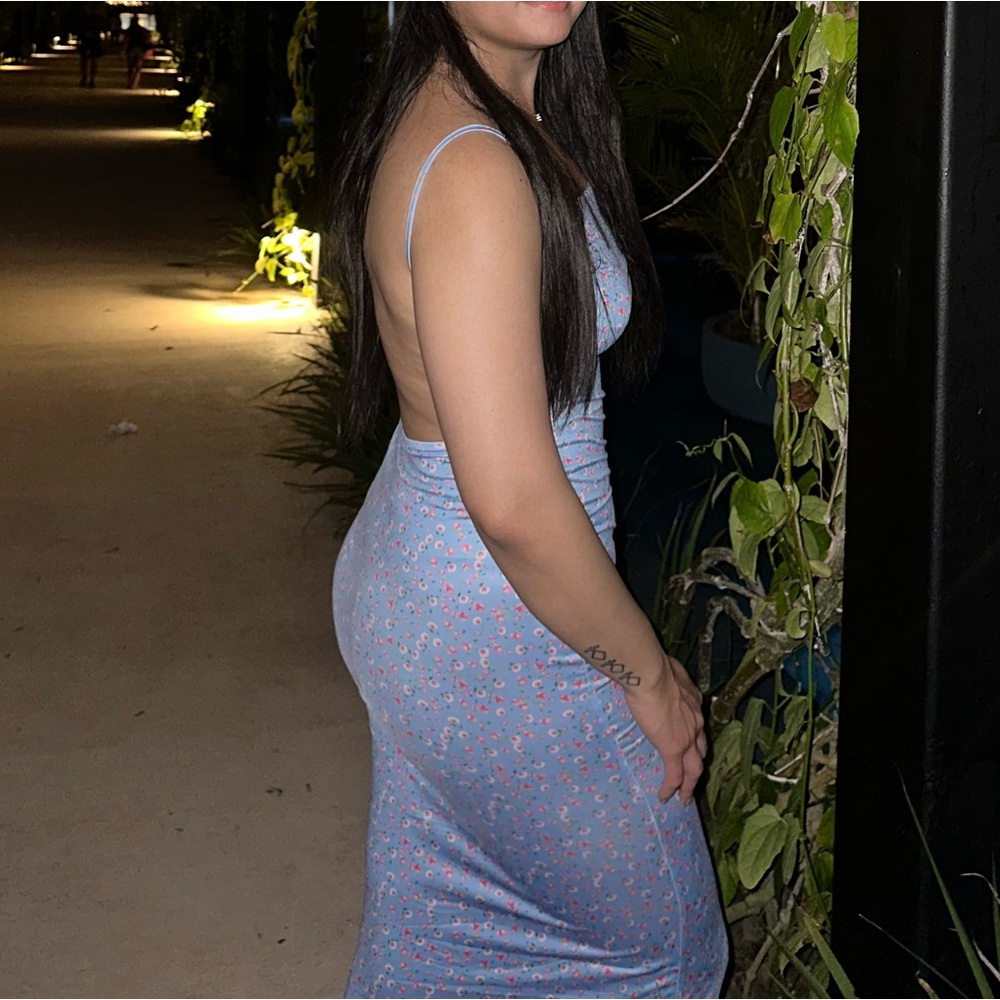 🩵 Backless Maxi Dress floral viral